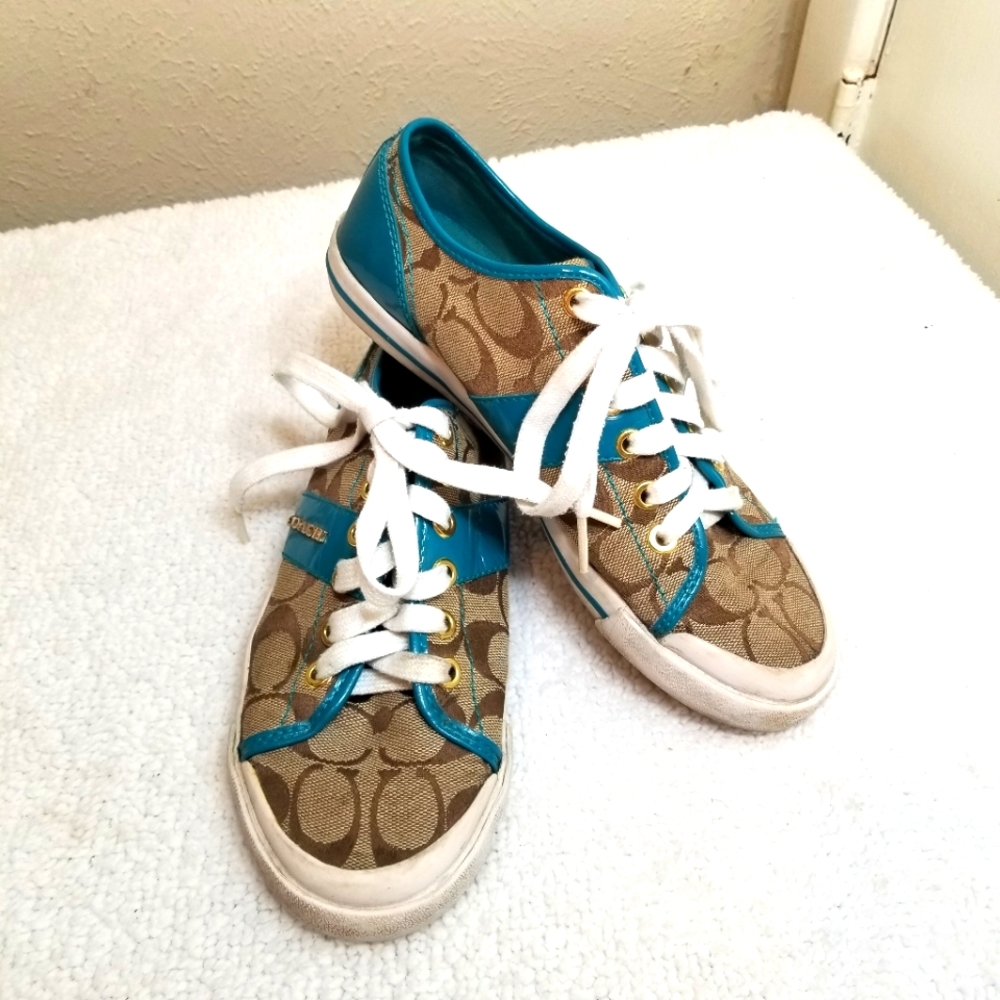 Coach Fillmore tan/teal sneakers sz 7.5